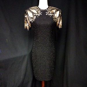 VTG Black Tie Stunning Black And Gold Short Sleeve Beaded/Sequin Midi Dress Sz 4